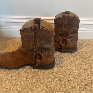 Frye 76685 Buckle Harness Short Cowboy Boots 7 B
